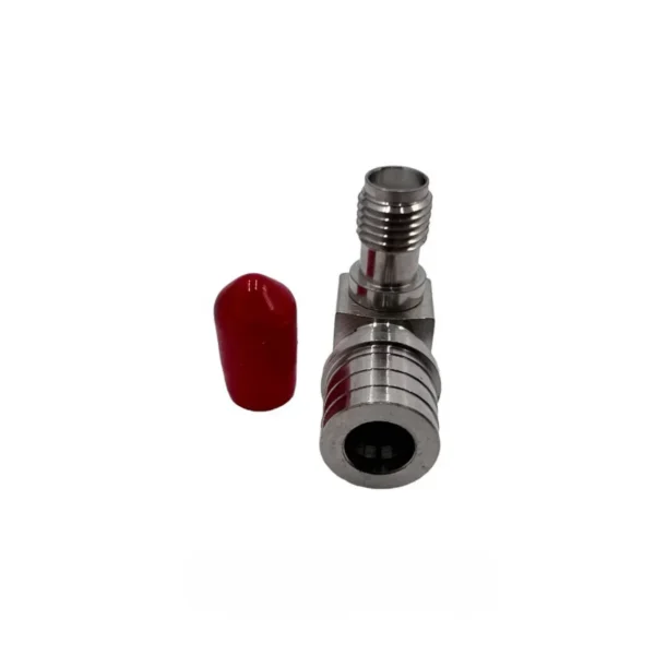 Перехідник QMA male – SMA female 90°